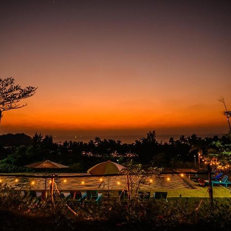 Lover View Pool Bar & Bungalows Ngwesaung Exterior foto